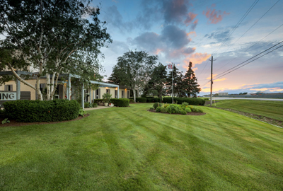 Refined image lawn and landscape, softscapes, snow & ice, lawn cutting & maintenance, residential & commercial lawn care, dunnville, ON